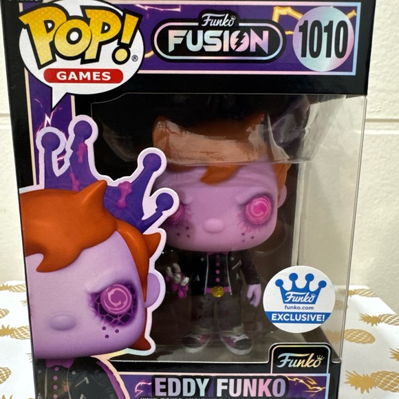 Funko Fusion Eddy Action Figure - Purple and Orange - Picture 1 of 3